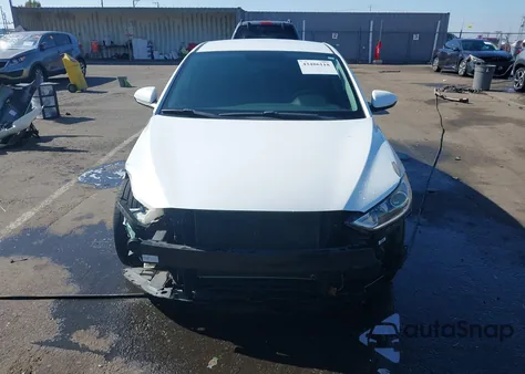 2018 Hyundai Elantra Sel from USA, damaged, VIN 5NPD84LF5JH274784